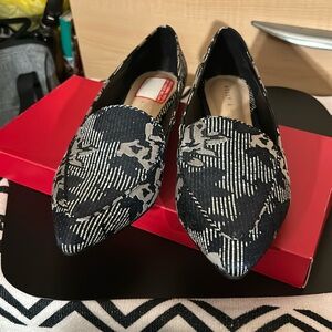 NWT, loafer by Kelly $ Katie 8.5 M, $20.00